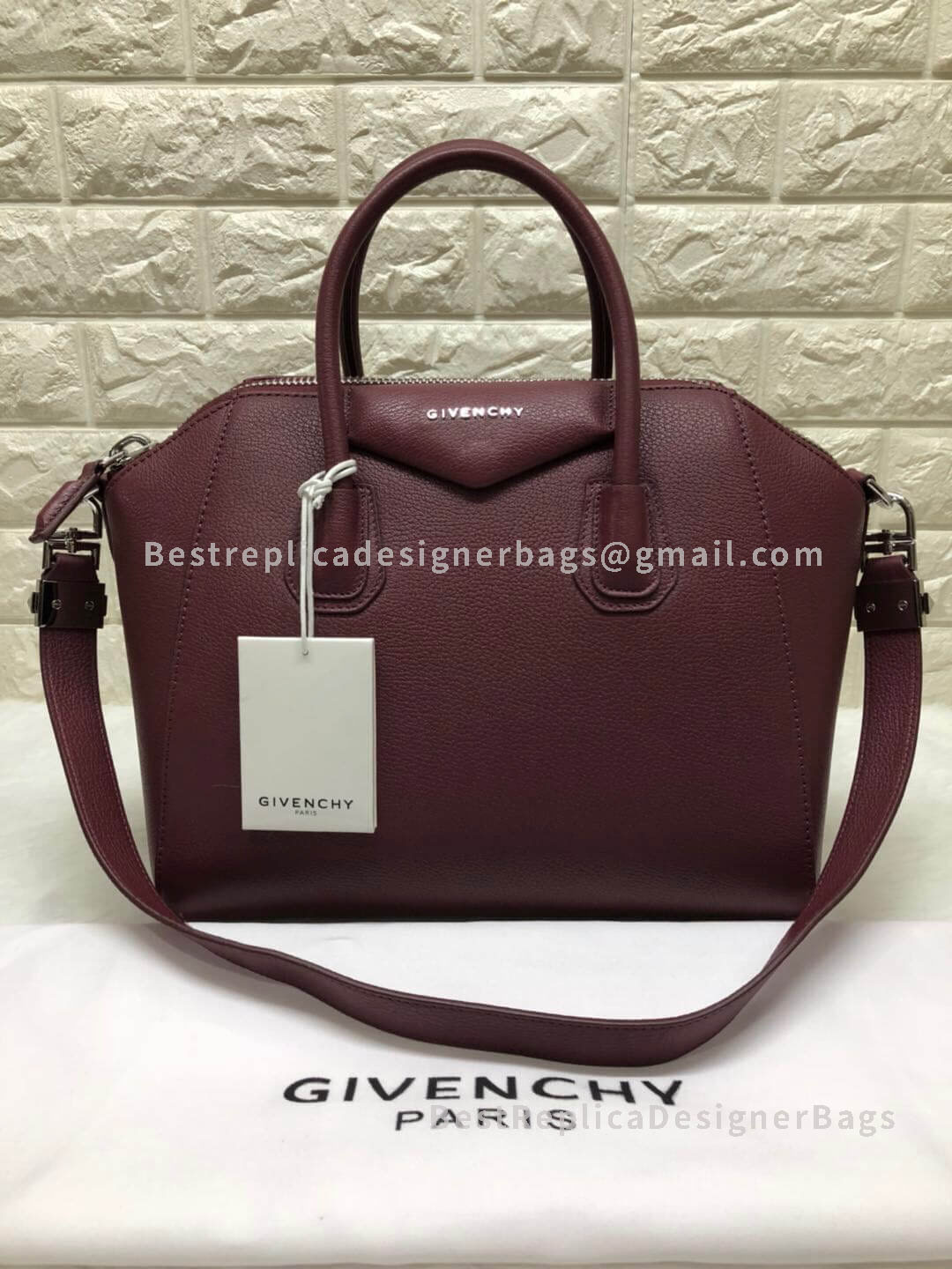 Givenchy Medium Antigona Bag Wine In Grained Goatskin SHW 2-29909